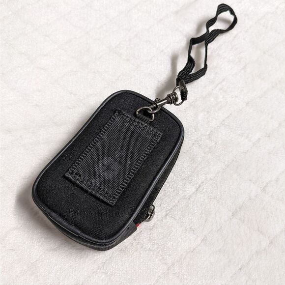 NWOT Swiss Army/SwissGear Zip Around Wallet w/ Wrist Lanyard - Picture 4 of 10